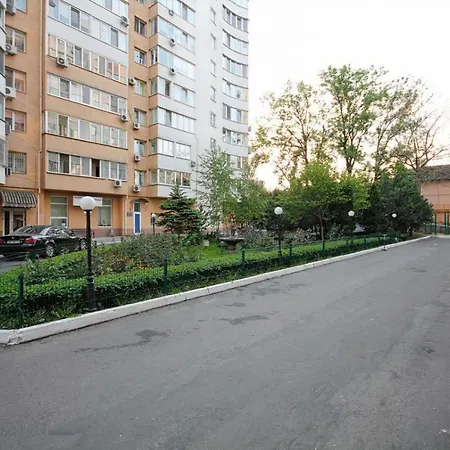 Apartment At 9 St. Fountain Avenue Near The Sea *