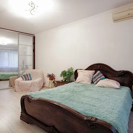 Apartment At 9 St. Fountain Avenue Near The Sea Odesa