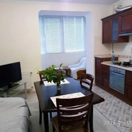 At 9 St. Fountain Avenue Near The Sea Apartment *